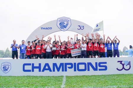 Lãnh đạo THACO tham dự Lễ bế mạc Giải Bóng đá sinh viên Đại học quốc gia - TP.HCM - THACO Cup 2024