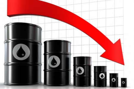 Giá xăng dầu hôm nay 5/12: Lao dốc trước thềm cuộc họp của OPEC+