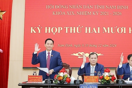 Ngày làm việc thứ hai, Kỳ họp thứ 22, HĐND tỉnh Nam Định khóa XIX thông qua nhiều nội dung quan trọng