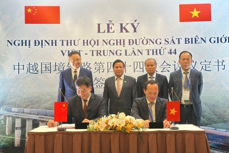 Việt Nam và Trung Quốc ký Nghị định thư Đường sắt biên giới Việt - Trung lần thứ 44