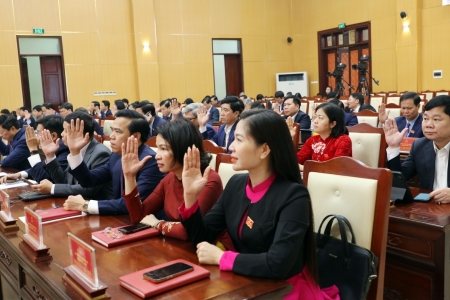 Hội đồng nhân dân tỉnh Bắc Ninh thông qua 21 nghị quyết