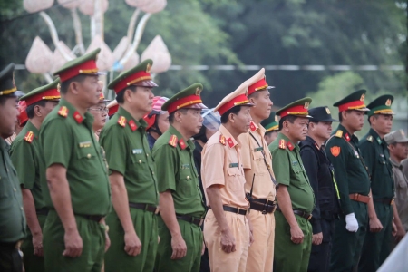 Long An ra quân tấn công, trấn áp tội phạm, đảm bảo an ninh trật tự Tết Nguyên đán Ất Tỵ 2025