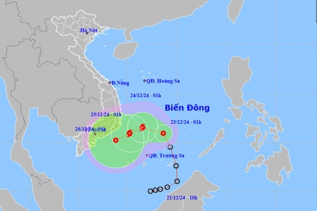 Áp thấp nhiệt đới có thể mạnh lên thành bão, miền Trung chuyển mưa rất lớn