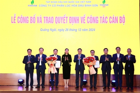 Công bố quyết định chuẩn y và bổ nhiệm cán bộ của Công ty cổ phần Lọc hóa dầu Bình Sơn