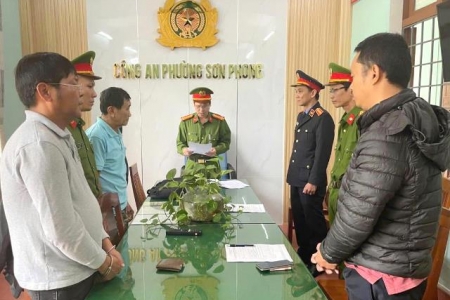 Bắt giam Trưởng phòng Quản lý đô thị thành phố Hội An