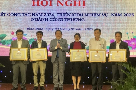 Bình Định: Năm 2025, nỗ lực đưa sản xuất công nghiệp tăng trưởng trên 2 con số