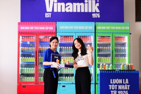 Vinamilk phục vụ miễn phí sản phẩm cho người dân check-in tại các ga metro Bến Thành – Suối Tiên