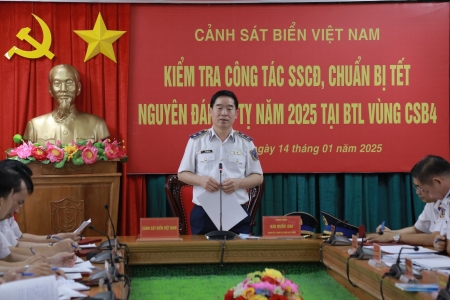 Chính ủy Cảnh sát biển Việt Nam làm việc tại Bộ Tư lệnh Vùng Cảnh sát biển 4