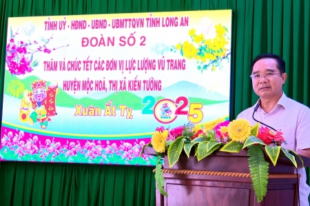 Lãnh đạo tỉnh Long An chúc tết các đơn vị lực lượng vũ trang