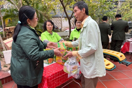 Hà Nội: Bệnh viện Thanh Nhàn ‘Mang xuân tới với các bệnh nhân có hoàn cảnh khó khăn’