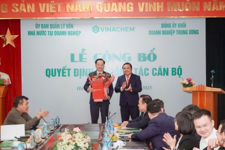 Trao quyết định bổ nhiệm Tổng giám đốc Vinachem cho ông Nguyễn Hữu Tú