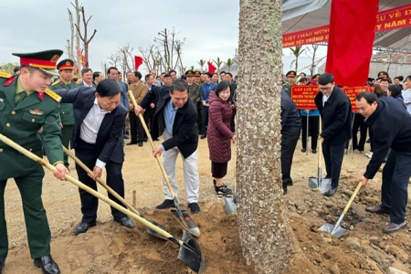 Chủ tịch TP. Hải Phòng Nguyễn Văn Tùng dự phát động Tết trồng cây huyện Tiên Lãng Xuân ẤT Tỵ năm 2025