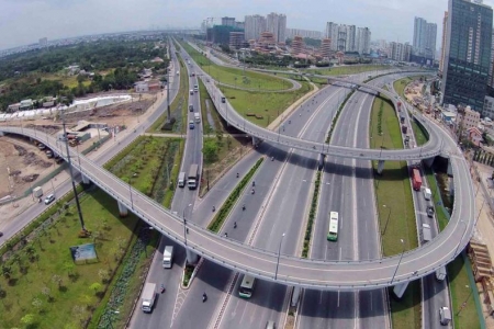 TP. Hồ Chí Minh đầu tư hơn 58.000 tỷ đồng nâng cấp bốn tuyến đường cửa ngõ