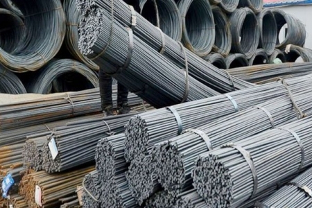 Giá thép hôm nay 21/2: Biến động mạnh trên thị trường