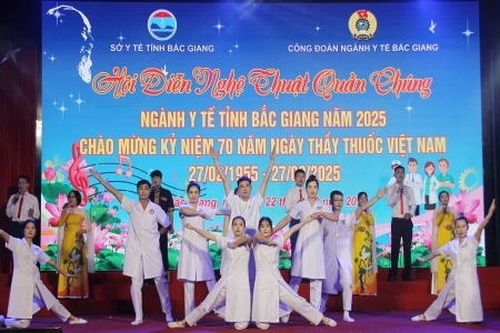 Gần 1 nghìn nam, nữ diễn viên tham gia hội diễn nghệ thuật quần chúng ngành y tế Bắc Giang