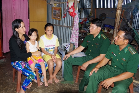 Biểu dương mô hình, điển hình phong trào thi đua “Dân Vận khéo” của Đồn Biên phòng Phú Mỹ