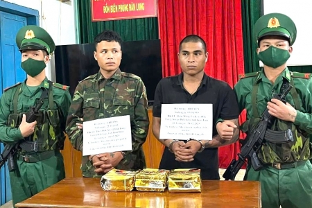 Bắt giữ hai đối tượng vận chuyển trái phép 3 kg ma túy