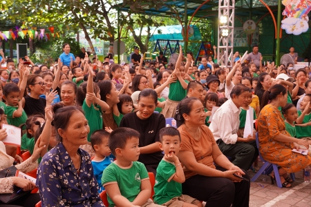 Đề xuất sửa đổi Pháp lệnh Dân số theo hướng, cặp vợ chồng, cá nhân quyết định số con