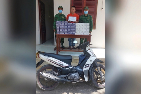 Liên tiếp bắt hai vụ vận chuyển trái phép thuốc lá qua biên giới