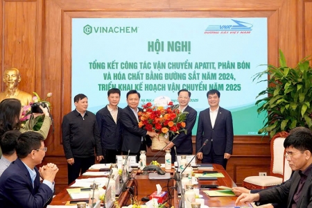 Hợp tác toàn diện ngành Hóa chất - Đường sắt: Cơ hội phát triển cao su kỹ thuật phục vụ đường sắt cao tốc Bắc-Nam