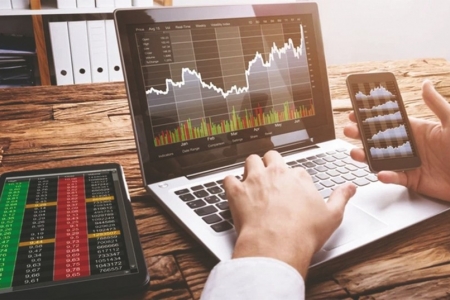 Cổ phiếu đáng chú ý trước phiên giao dịch ngày 3/3