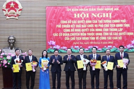Nghệ An công bố quyết định bổ nhiệm lãnh đạo sau khi sắp xếp, hợp nhất các sở