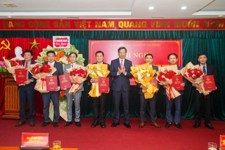 Công bố các Quyết định về công tác cán bộ tại Sở Nông nghiệp và Môi trường Hải Phòng