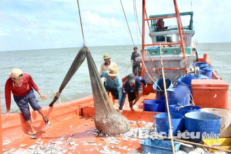 Phó Thủ tướng Trần Hồng Hà: Phải xử lý dứt điểm nguyên nhân gốc rễ của các vi phạm IUU