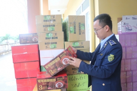 Quảng Bình phát hiện, xử lý nhiều vụ vi phạm về buôn lậu, gian lận thương mại