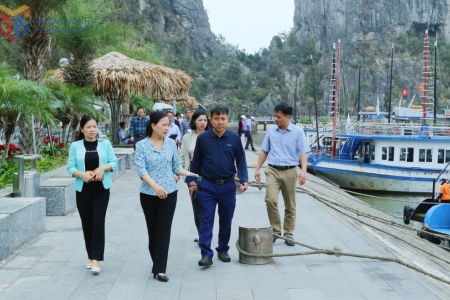 Đoàn ĐBQH tỉnh Quảng Ninh giám sát tại Ban Quản lý Vịnh Hạ Long