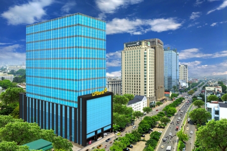 LPBank công bố tài liệu ĐHĐCĐ thường niên năm 2025: Mục tiêu tăng trưởng mạnh mẽ và chia cổ tức bằng tiền mặt 25%