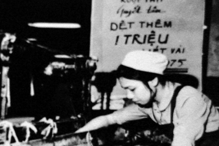 50 năm thống nhất đất nước: Ngày 10/4/1975, Ban Bí thư ra Thông tri về tuyên truyền, động viên thi đua với miền Nam ruột thịt