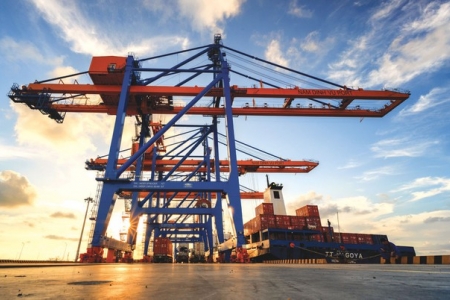 Ba lãnh đạo cấp cao của Gemadept đồng loạt đăng ký mua vào 2,5 triệu cổ phiếu GMD nhằm gia tăng tỷ lệ sở hữu