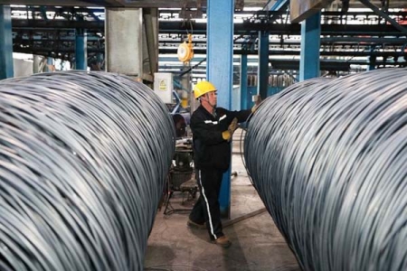 Giá thép hôm nay 10/4: Tiếp đà giảm trên sàn giao dịch