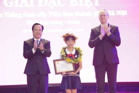 Hà Nội trao giải kỳ thi Olympic tiếng Anh cấp thành phố cho học sinh tiểu học năm học 2024-2025
