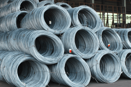 Giá thép hôm nay 14/4: Chịu áp lực khi quặng sắt duy trì chuỗi phiên giảm nhẹ