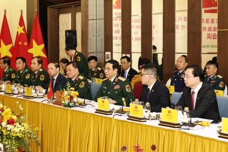 Bộ trưởng Bộ Quốc phòng Việt Nam hội đàm với Bộ trưởng Bộ Quốc phòng Trung Quốc