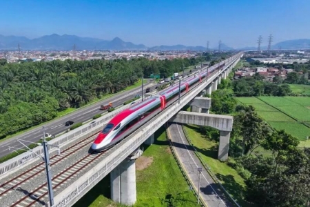 Bộ Xây dựng đề xuất nhiều chính sách đặc thù triển khai dự án đường sắt tốc độ cao