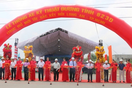 Long An thông xe kỹ thuật tuyến đường tỉnh 823D – trục mở mới Tây Bắc kết nối Long An với TP. HCM