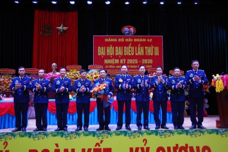 Đảng bộ Hải đoàn 42 quyết tâm phấn đấu thực hiện thắng lợi Nghị quyết đại hội nhiệm kỳ 2025-2030