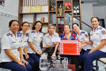 Hội Phụ nữ Vùng Cảnh sát Biển 3 tổ chức nhiều hoạt động ý nghĩa, thiết thực tại Côn Đảo