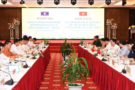 Đoàn công tác Bộ Quốc phòng Lào làm việc tại Hà Tĩnh