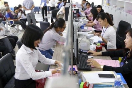 Chính phủ trình Quốc hội dự án Luật Cán bộ, công chức sửa đổi