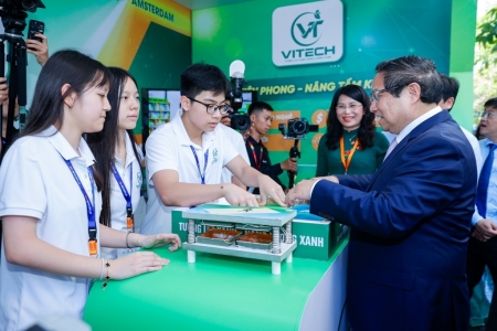 Thủ tướng: Giới trẻ cần 'Thần tốc táo bạo' để đưa Việt Nam trở thành trung tâm đổi mới sáng tạo