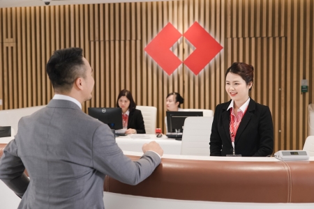 "Techcombank tiếp tục được vinh danh Ngân hàng Tốt nhất Việt Nam bởi Global Finance"