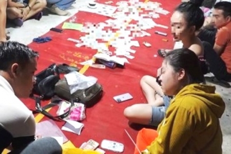 Công an tỉnh Quảng Ngãi triệt phá tụ điểm đánh bạc thu giữ hơn 300 triệu đồng
