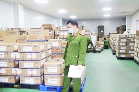 Bắc Giang: Xử lý nghiêm các tổ chức, cá nhân sản xuất, kinh doanh sữa giả và thực phẩm nhập lậu