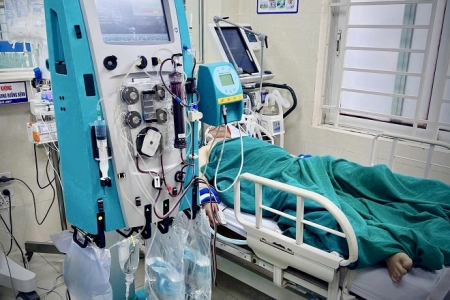 Phú Thọ: Suýt mất mạng vì rượu giả chứa methanol