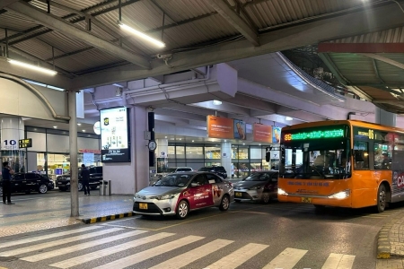 Xe buýt điện tuyến Bắc Ninh - Nội Bài chạy 66 lượt xe một ngày