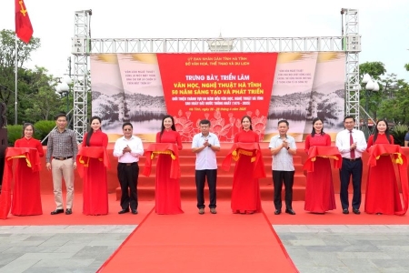 Triển lãm “Văn học, nghệ thuật Hà Tĩnh 50 năm sáng tạo và phát triển”